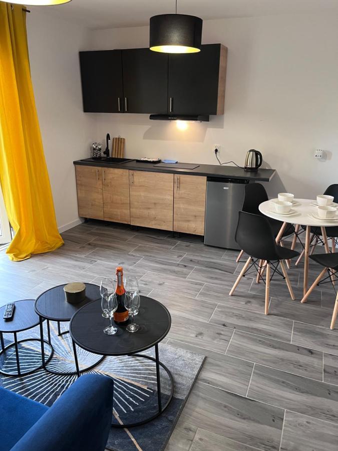 Pokoje I Apartamenty Polna 19 Niechorze Extérieur photo